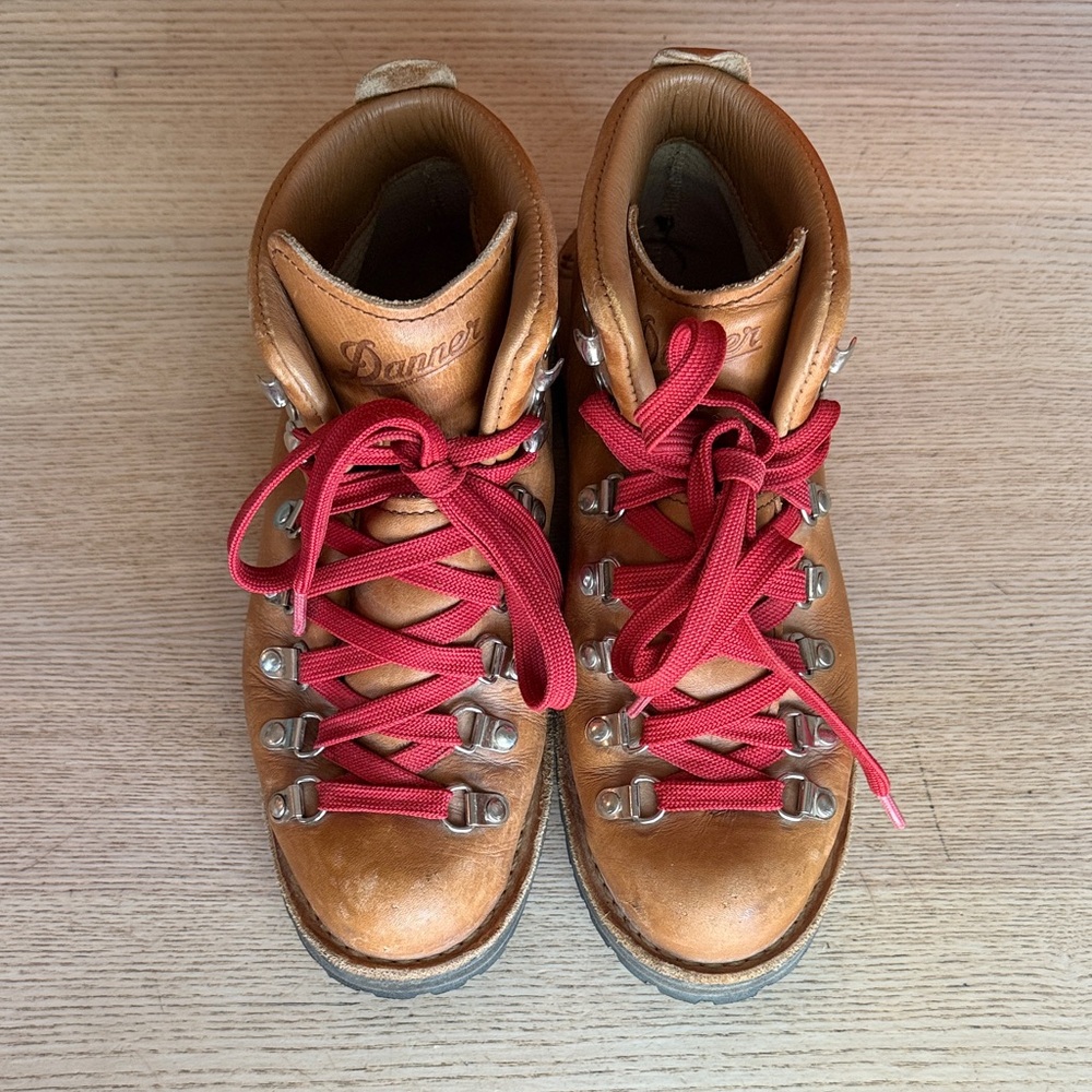 Danner Mountain Light Cascade Hiking Books Gore-Tex in Cascade Clovis